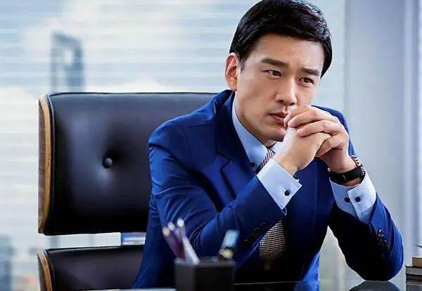 王耀庆|梦想是奸商的他成了总裁专业户，王耀庆的中年翻红背后是什么？