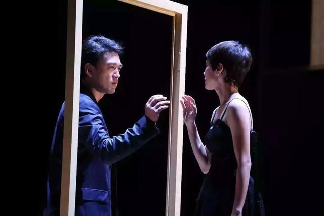 王耀庆|梦想是奸商的他成了总裁专业户，王耀庆的中年翻红背后是什么？