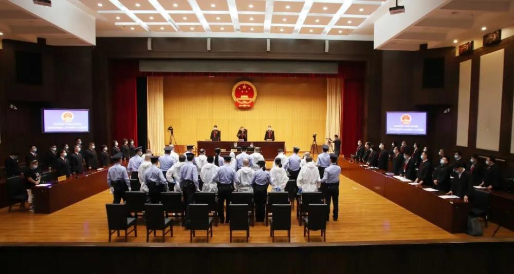 石凤刚|涉嫌黑社会性质组织犯罪 石凤刚一审被判无期徒刑