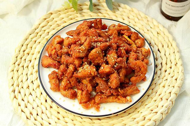 外酥里嫩的软炸里脊,5分钟在家就能学会,味道纯正,老少皆宜