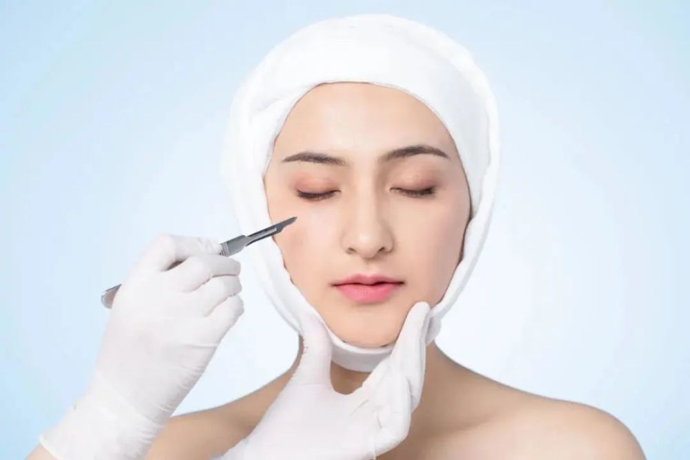 色素痣|有痣别乱点！这2种方法祛痣才靠谱