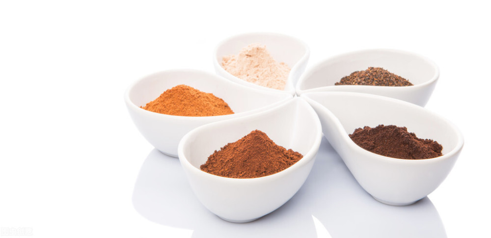 施肥|家里养花施肥太难闻？快来试试这七种方法，不知道一定要来看看