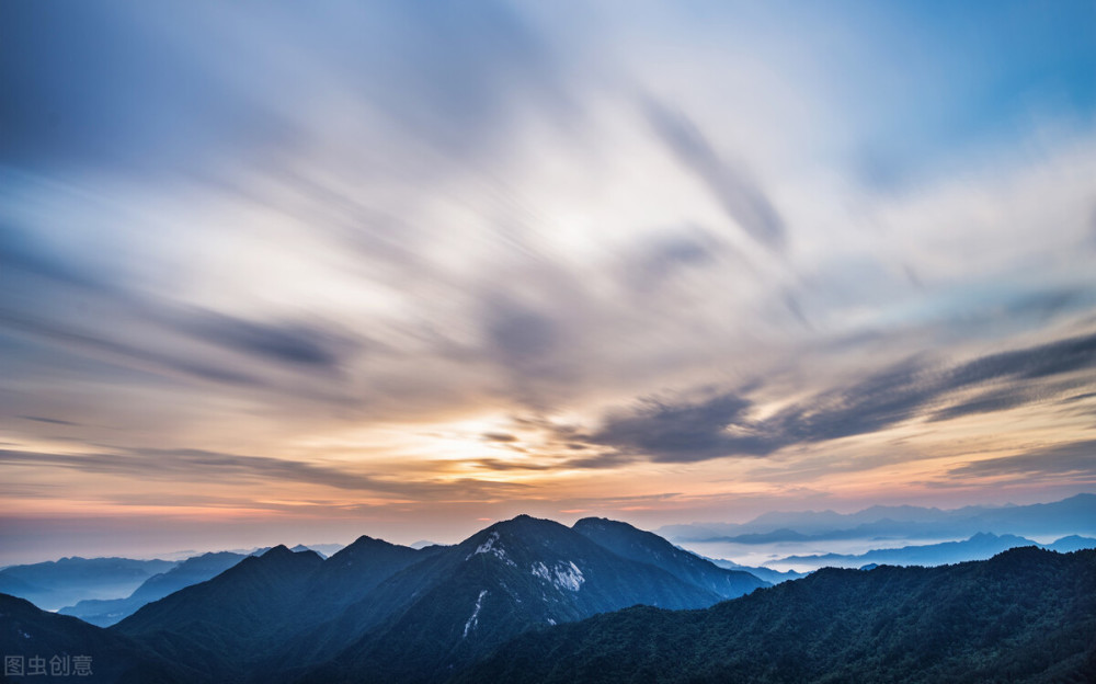 湖北又一景区走红,气势宏伟不输黄山,素有"吴楚第一关"之称