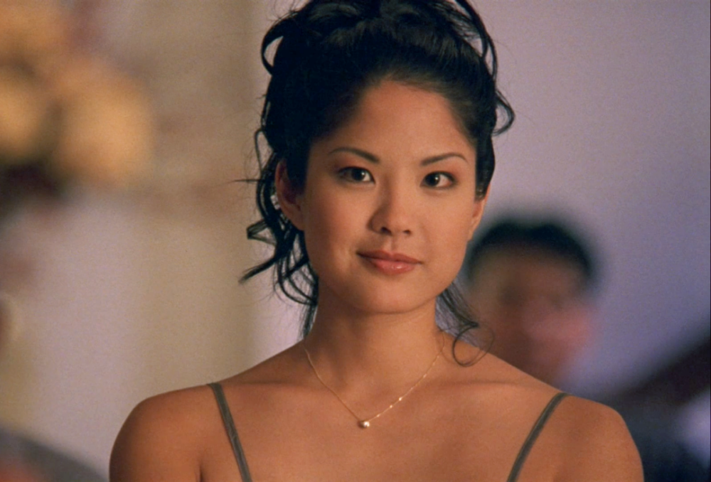 三条线,分别讲述了文化冲突,老少配和爱情,在这个故事中,陈冲与杨雅慧