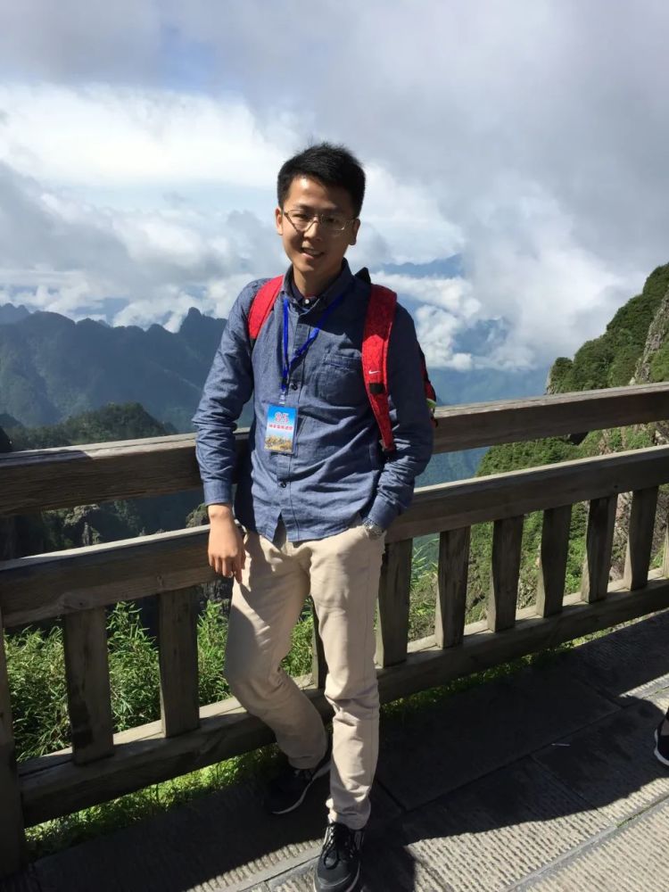 许杰同志生活照