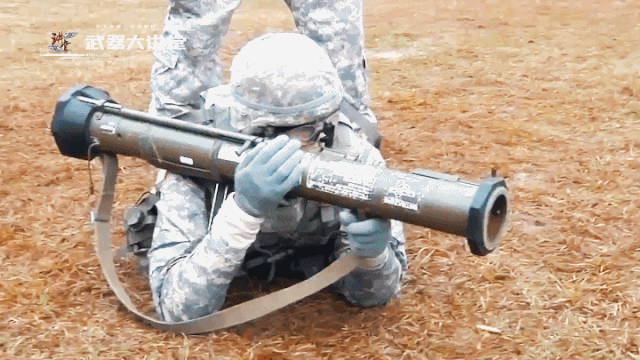 售价仅1400多美元用完即丢的at4火箭筒是怎么操作的