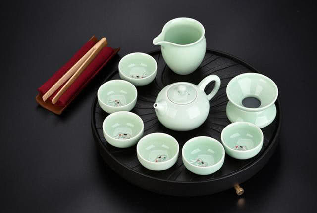 灵签占卜:选一款茶具,测你晚年是晚年是富贵命还是劳碌命