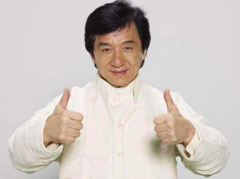 成龙|成龙豪宅因欠税才无法过户？被曝太节俭连别人掉下的饭粒都捡来吃