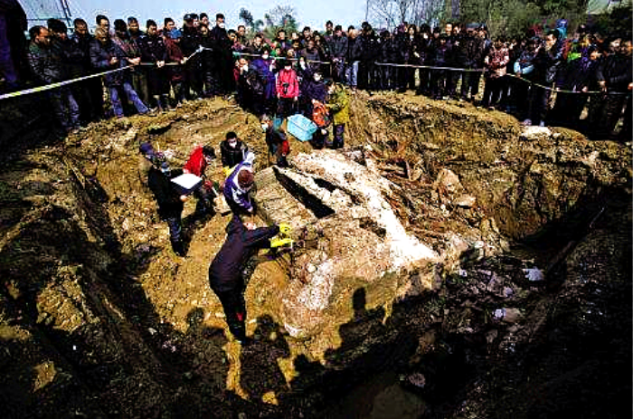 国宝|一位清官，500年后坟墓被挖，墓中没有金银，一身衣服成为国宝