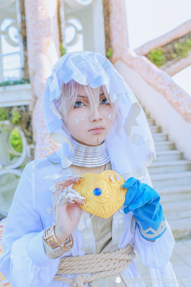 第五人格先知月相cos好好看哇眼睛特别能吸引人呢