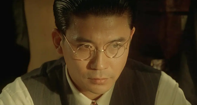 巩俐|上映25年，全片没有一处删减，巩俐最性感的电影，终成影史经典