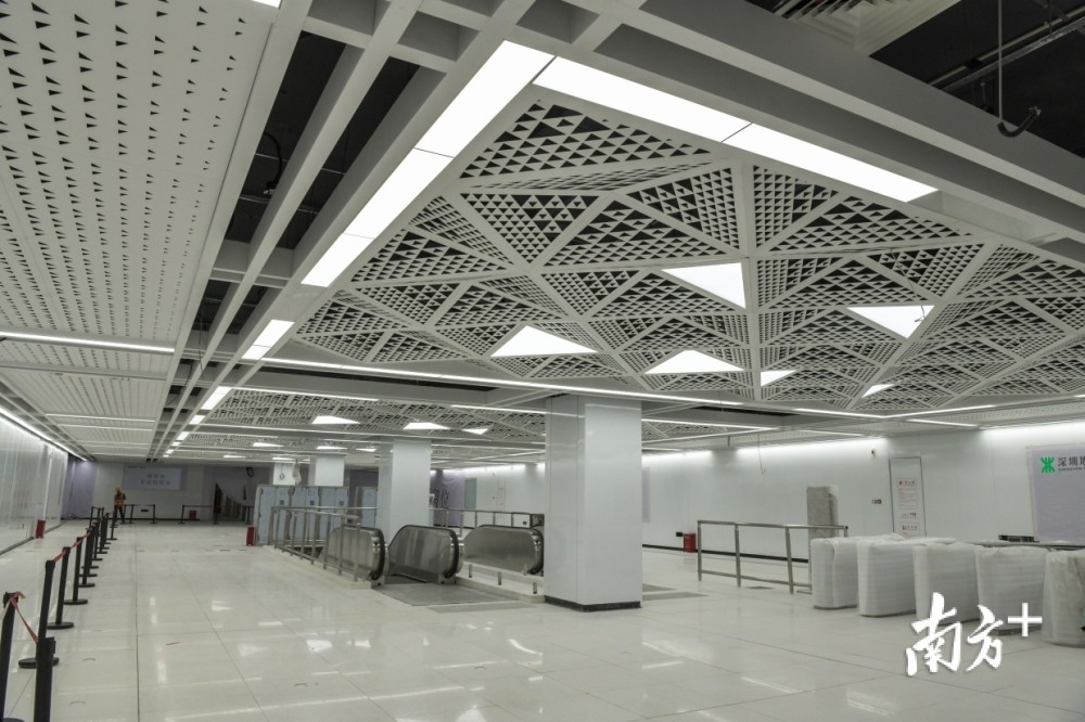 从益田站继续往南,深圳地铁3号线三期共设1站1区间,全长1.