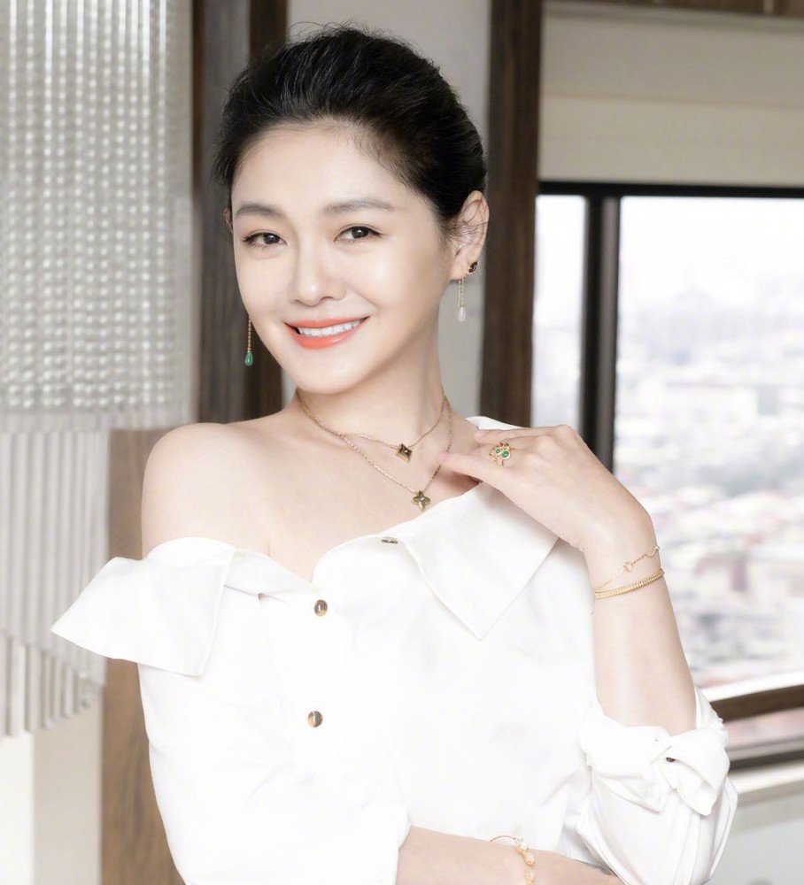 汪小菲|汪小菲离家数月惹绯闻，空降粉丝群向大S表白，誓要共度结婚纪念日