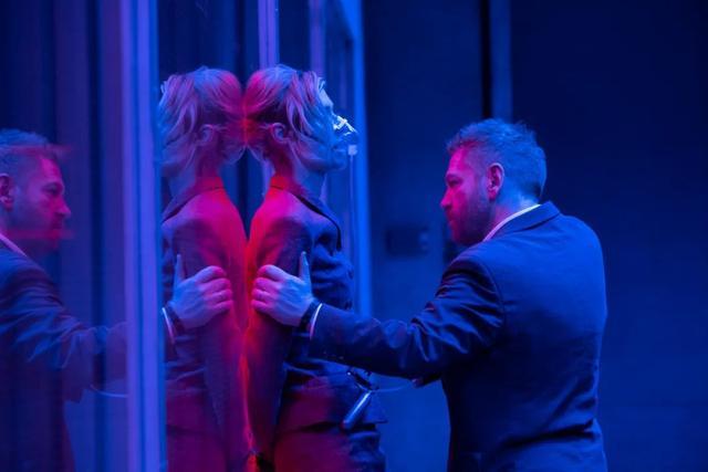 安德烈·萨特|《信条》中的时间危机：为何未来人要通过算法武器毁掉现代人？