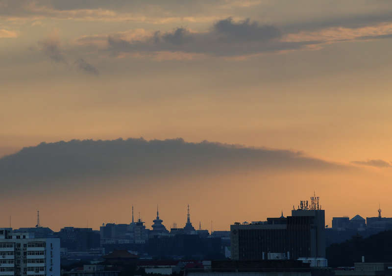 中青报·中青网|日落西山红霞飞