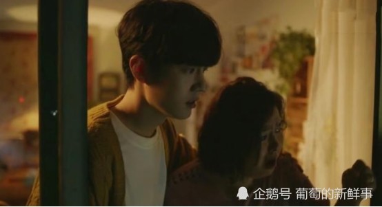 最美逆行者|肖战新剧上新闻联播，还登陆了泰国热搜，又被康辉点赞