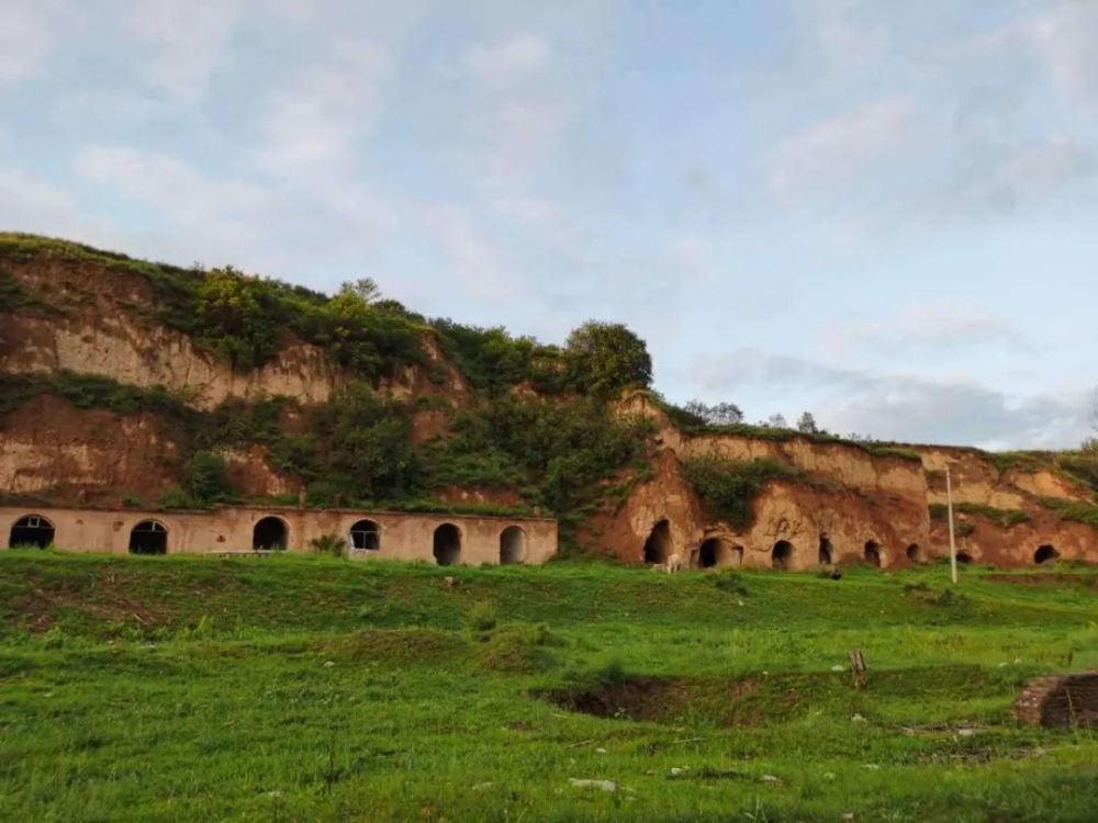 知识分子|耕读传家远，诗书济世长。中华耕读文化的价值区别有哪些？