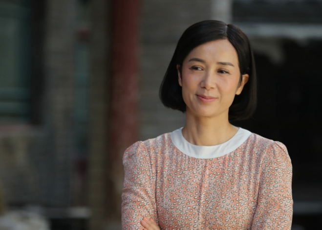 赵丽颖|赵丽颖获金鹰双提名，视后入围者平均年龄42.5岁，竞争很激烈