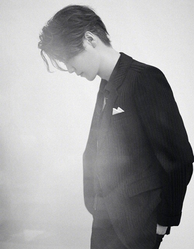 郑恺|郑恺回应与苗苗婚期，曾称自己亏欠她太多，网友却期待官宣伴郎团