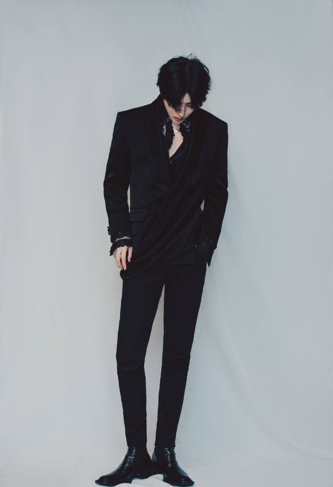 郑恺|郑恺回应与苗苗婚期，曾称自己亏欠她太多，网友却期待官宣伴郎团