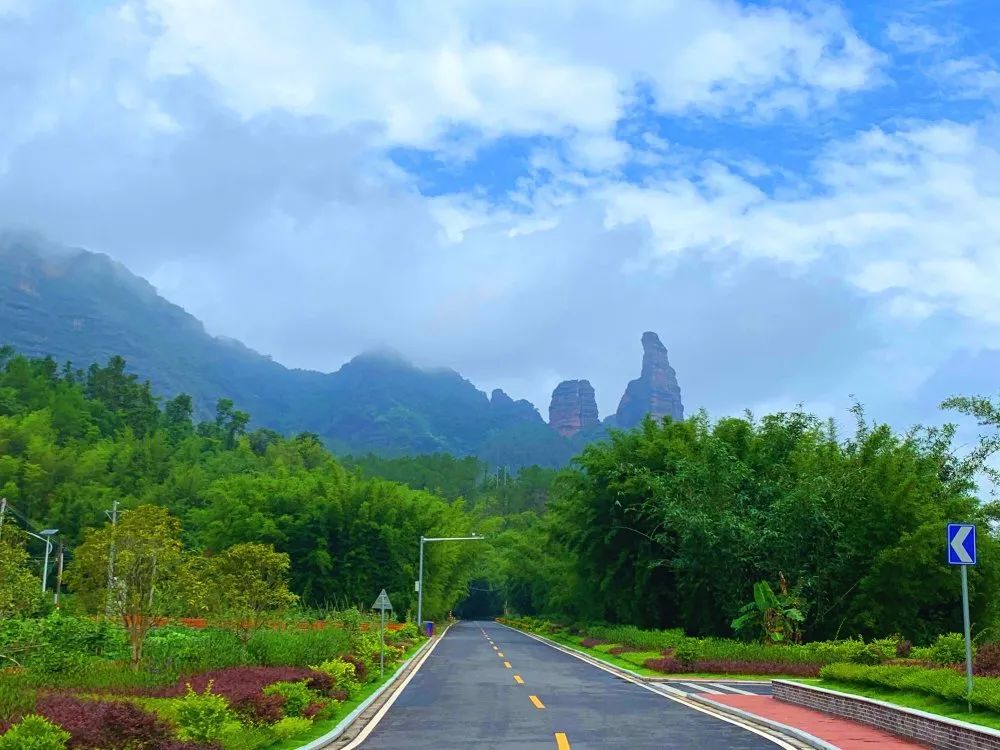 阅丹公路旅游专线调整高铁站中山公园可上车