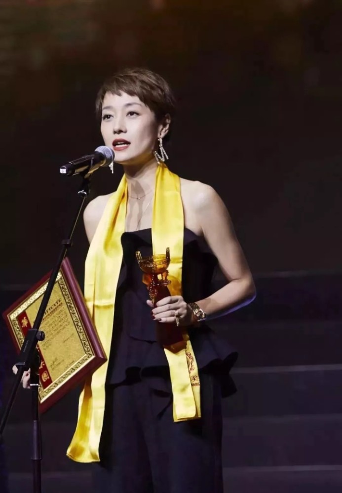 上海戏剧学院|马伊琍当年有多美？考上戏被主任钦点留下，文章曾把她纹在腿上