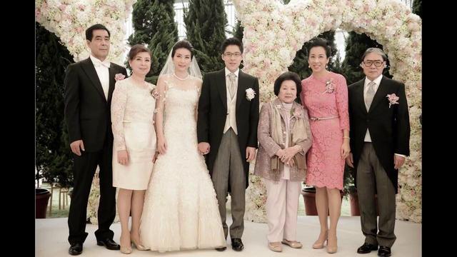 霍启刚|霍启刚发长文哀悼奶奶，公开珍贵家庭照，郭晶晶手抱女儿与老太拍下全家福