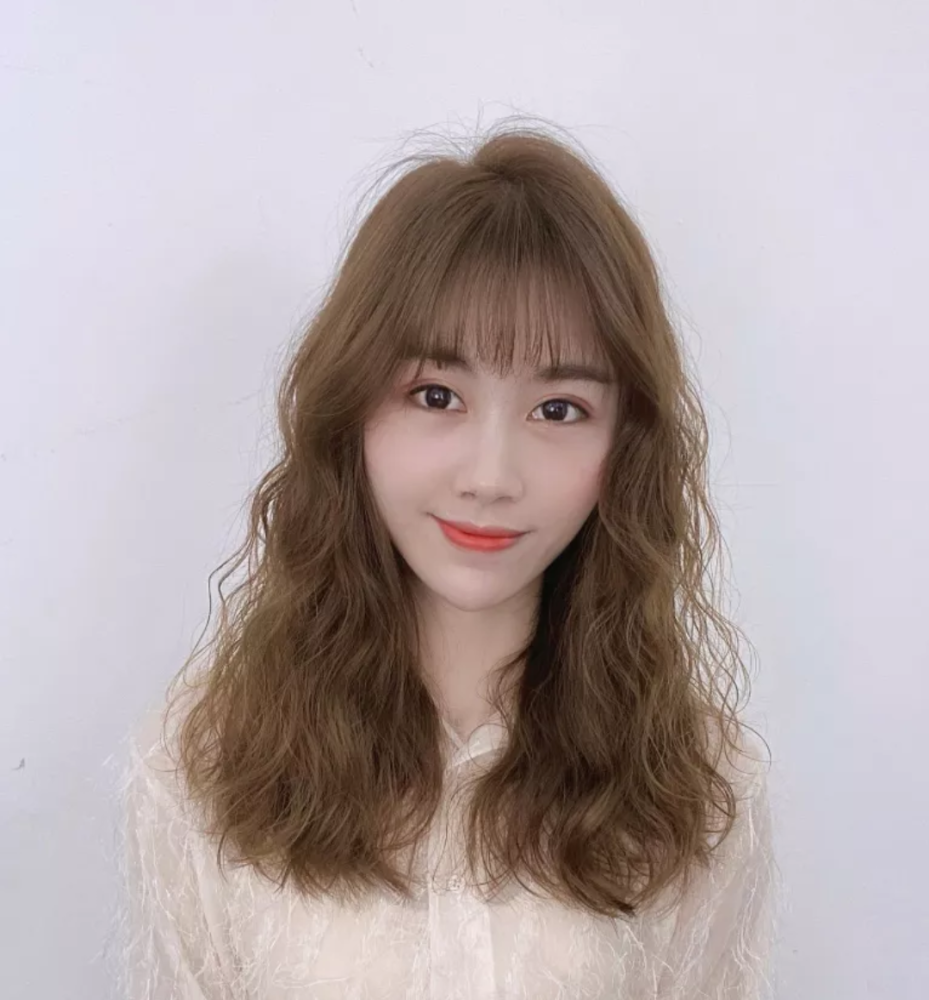 洋气烫发16款送给你适合细软发质的女性喜欢吗