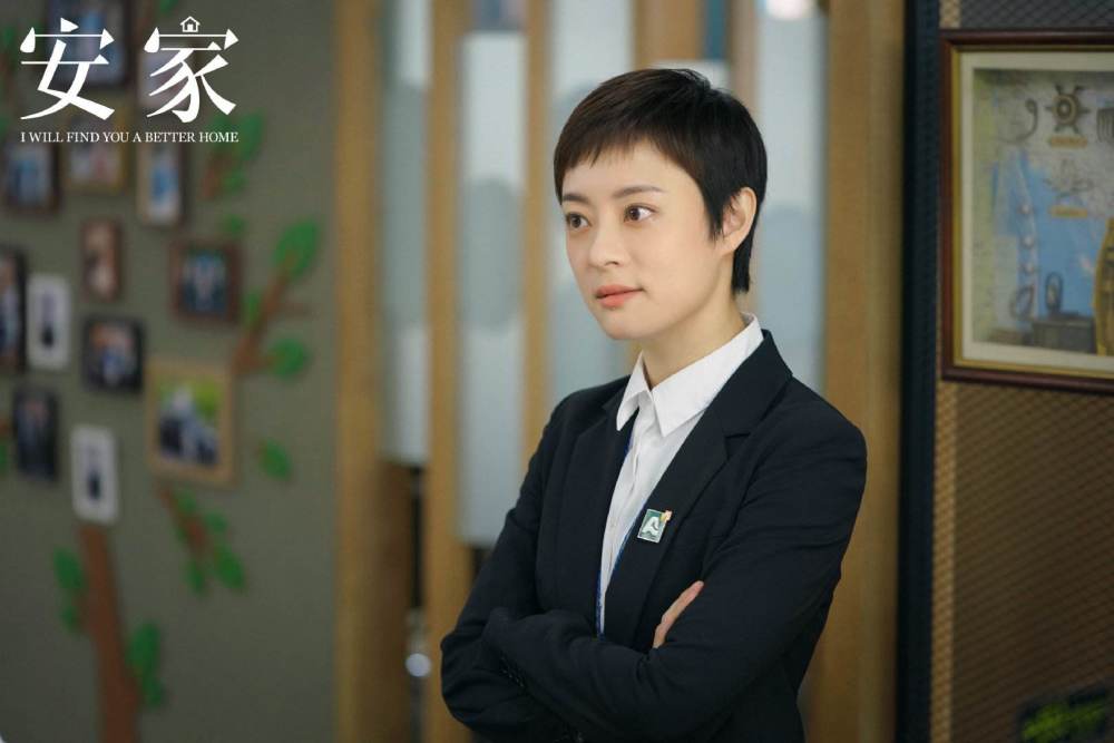 流量明星|金鹰奖公布提名，流量明星粉丝疯狂控评，王一博赵丽颖粉丝最过分