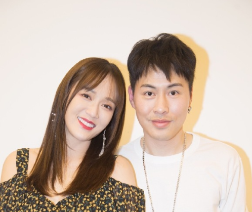 范冰冰|范冰冰和神秘男共度生日，亲密合影引人猜测，男子身份揭两人关系