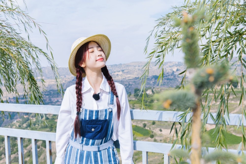 邓伦|电视好演员奖提名公布：邓伦李现同组竞争，4位顶流花仅杨紫入选