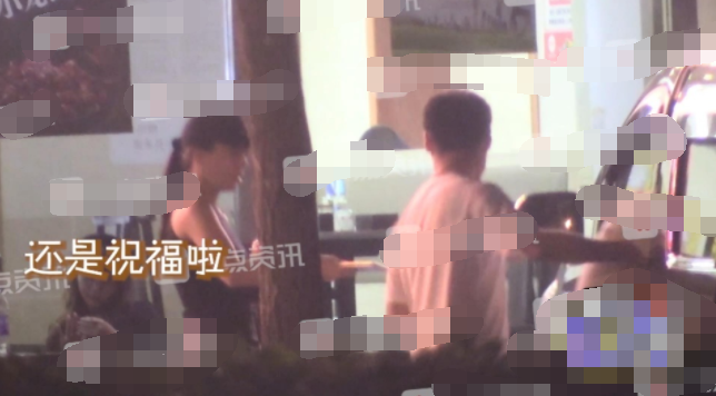 文章|新恋情疑曝光？文章与美女吃宵夜同回公寓，获女方贴心擦汗戴帽