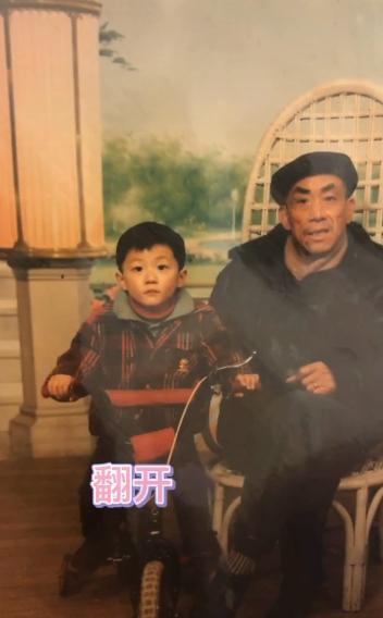 乔任梁|乔任梁妈妈发文悼念儿子，却被骂拿过世的儿子消费，败坏他的好名声