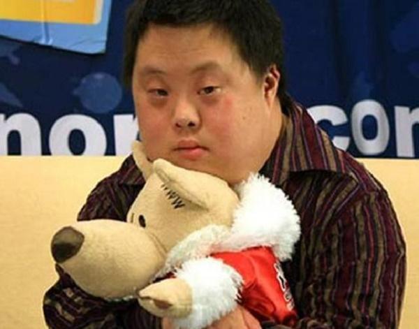 3年前83岁老母喂给智障儿60颗安眠药,自首后说:我走后怕他受苦