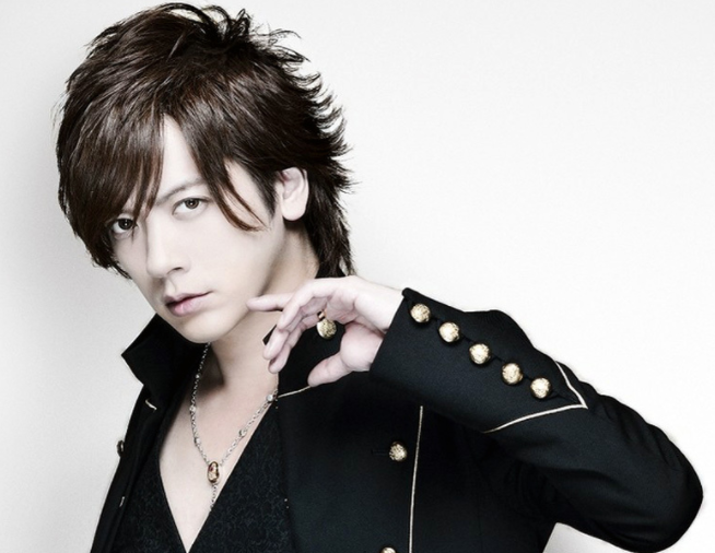 而值得一提的是,随着杉浦太阳的确诊,赛罗奥特曼人间体的饰演者,内藤