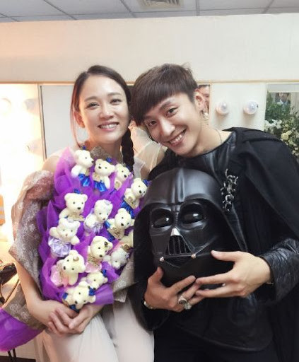 乔任梁|陈乔恩连续4年悼念乔任梁！曾痛哭到要人扶，还替挚友照顾其父母