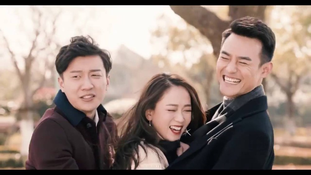 乔任梁|陈乔恩连续4年悼念乔任梁！曾痛哭到要人扶，还替挚友照顾其父母