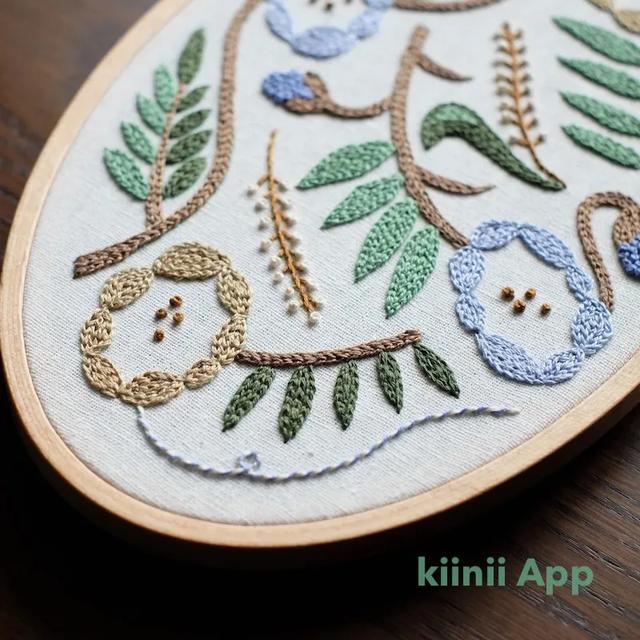 她是泰国艺术家和设计师一场心性肺炎让刺绣从爱好变成职业