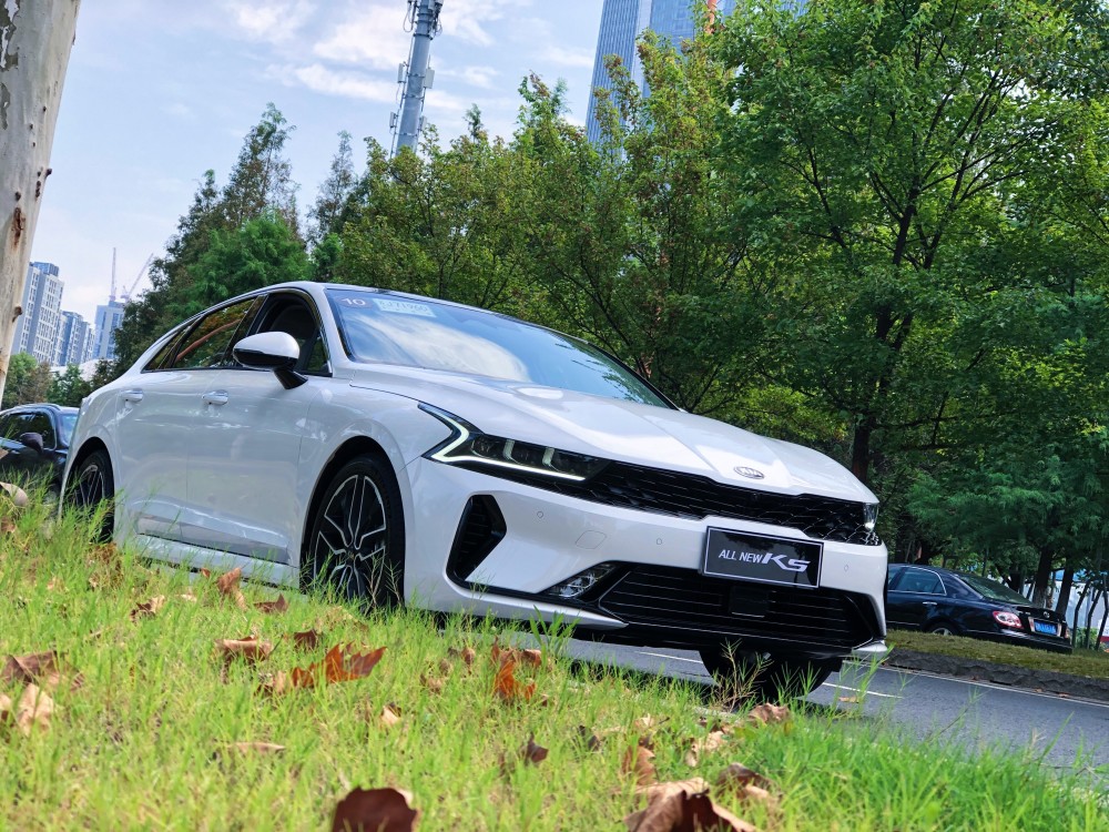 正青春一起造试驾东风悦达起亚凯酷380t车型