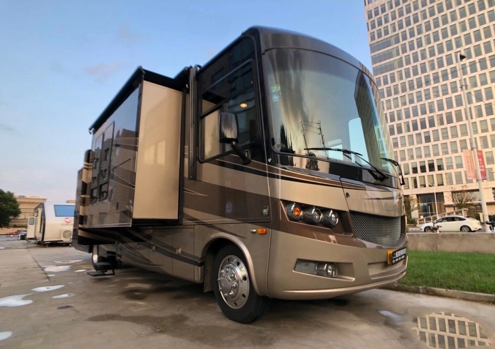 大型的a型大巴房车被称为移动式别墅休闲度假首选