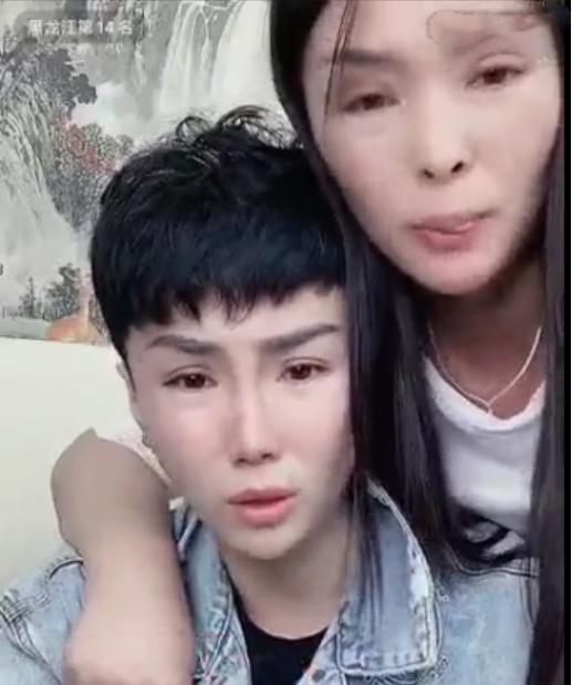 宏楠|22岁著名网红宏楠去世，揭开了他母亲和女友的最后一块遮羞布！