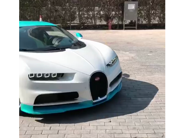 国内首台出租车配色布加迪价值半个亿保养一次值一套房