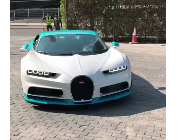 国内首台出租车配色布加迪价值半个亿保养一次值一套房