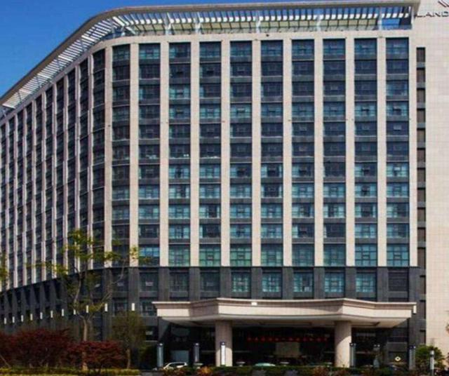 慈溪雷迪森广场酒店的倒闭是从一片土地开始的传奇落幕了