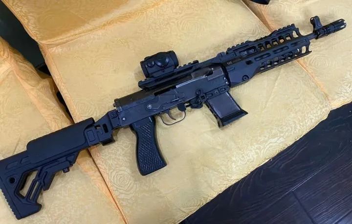 79式冲锋枪难逃被魔改的终极原因设计眼光窄没有扩展空间