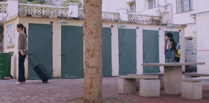 以家人之名|《以家人之名》杨童舒回应“窒息型母爱”：凌霄应该给陈婷找个男朋友