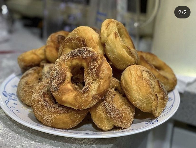 郭爸|向佐晒岳父下厨照，郭爸自制甜甜圈给他加餐，翁婿俩亲如父子