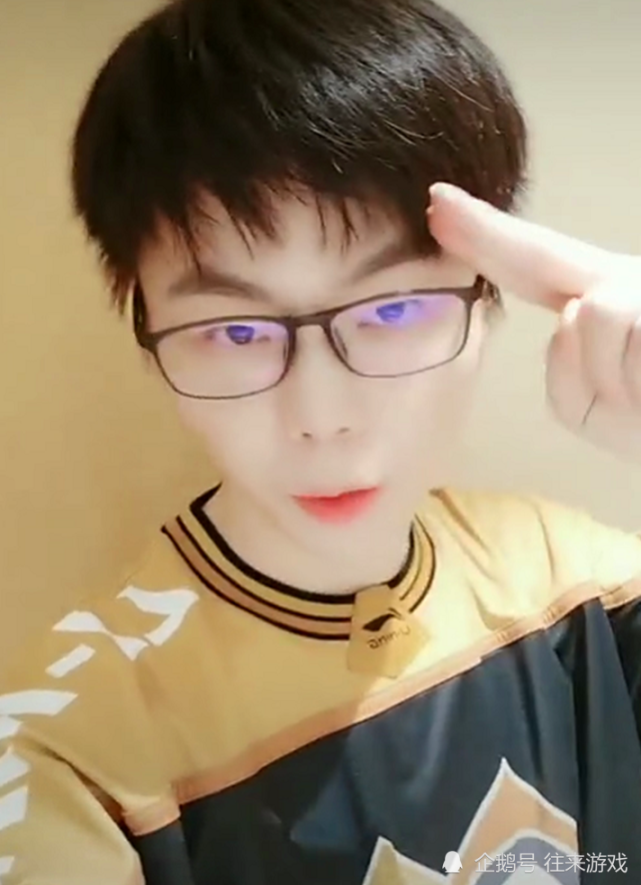 寂然7连胜冲上2w战力,看清国2战绩后,1句话让粉丝炸锅!