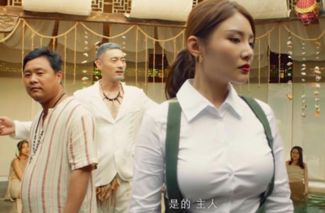 2,《特工狂花》;剧情故事真模糊不清,不知道到底想表达什么,打戏也不
