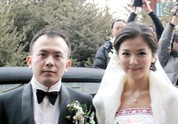 王珂|王珂被曝投资比特币亏损12亿，刘涛迅速辟谣：伤感因父亲离世